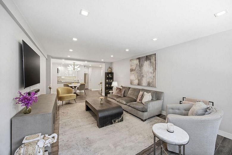 211 East 53rd Street #4K