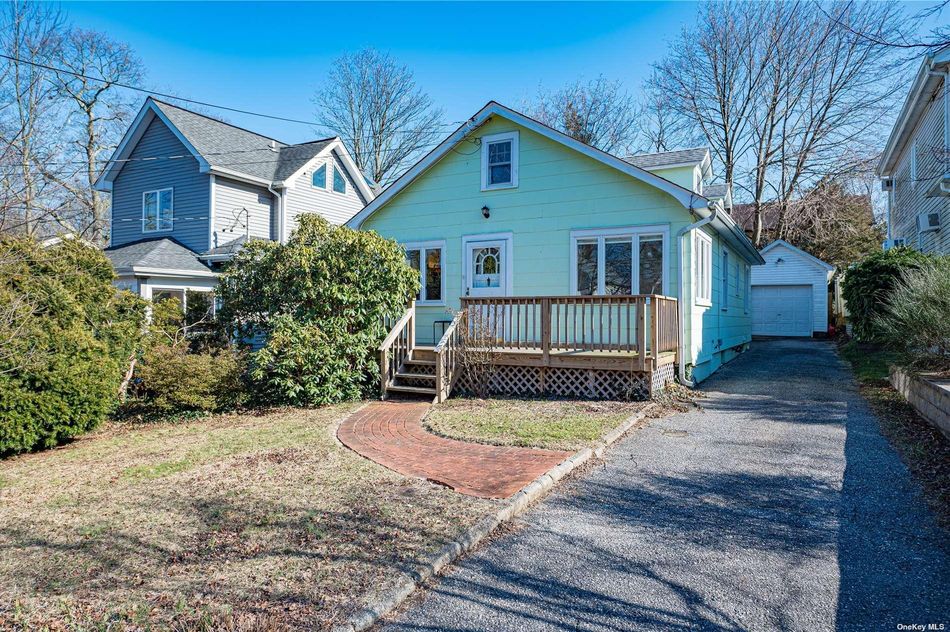 Image 1 of 19 for 211 Johnson Street in Long Island, Centerport, NY, 11721