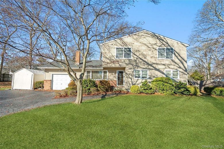 211 Mooney Pond Road