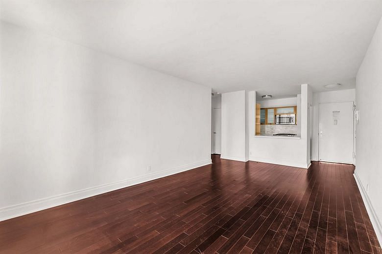 212 East 47th Street #27E