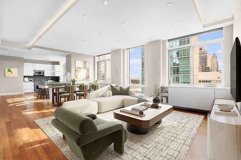 212 East 57th Street #21A
