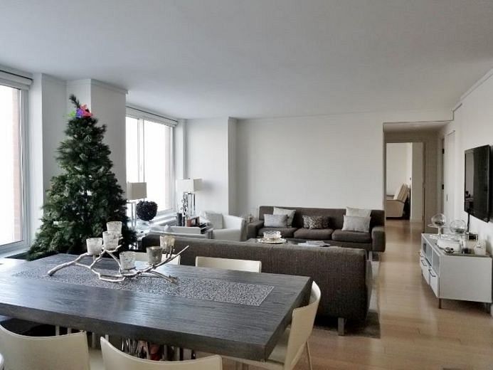 212 Warren Street #12E