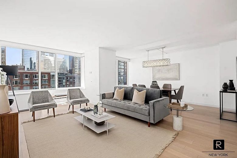 212 Warren Street #15A