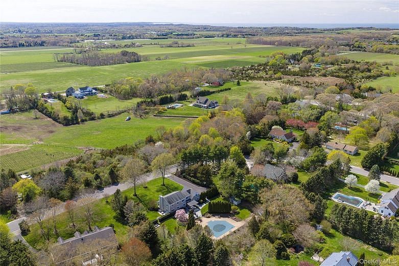 2120 Crown Land Lane