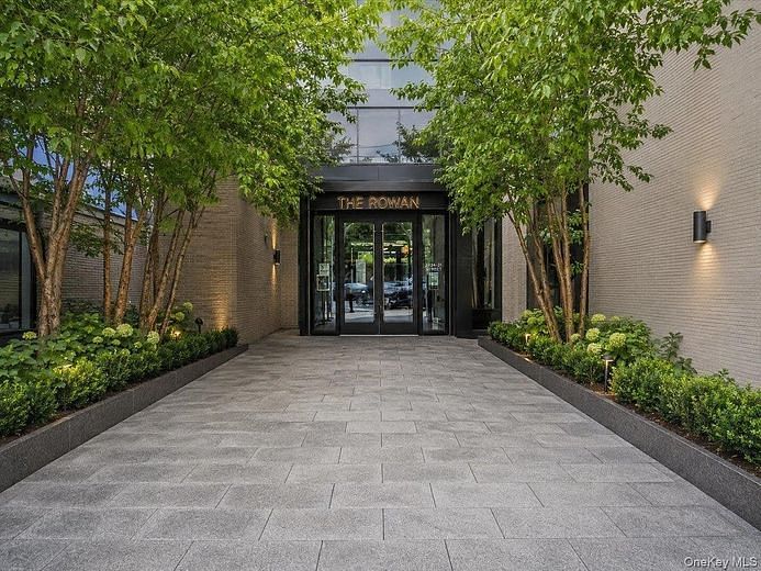 2121 31st Street #2C