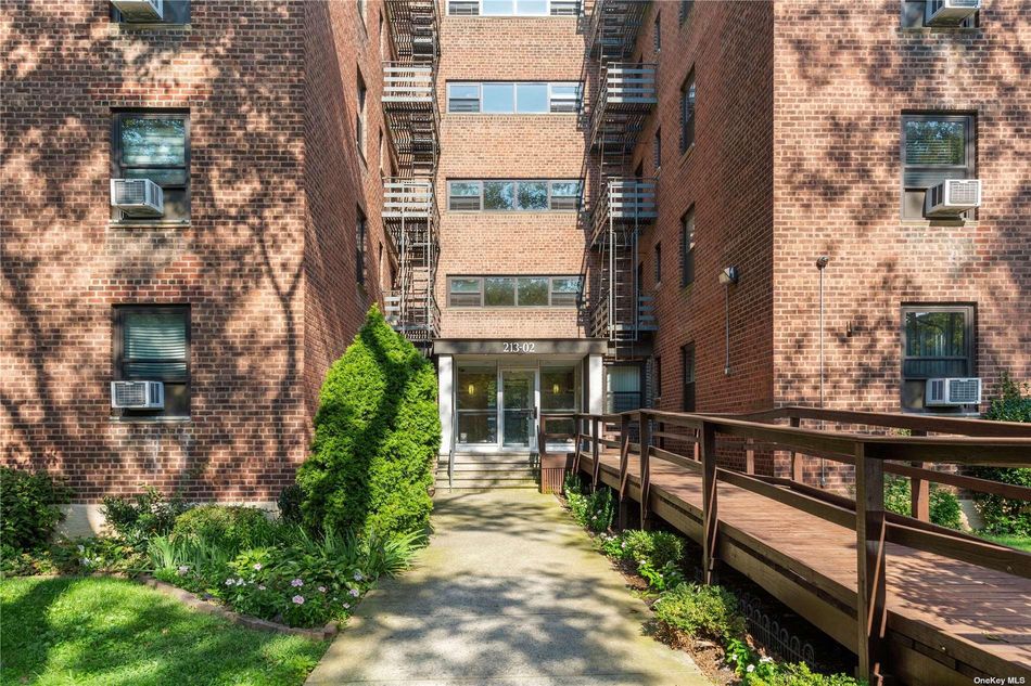 Image 1 of 11 for 213-02 73rd Avenue #3F in Queens, NY, 11364