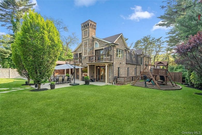 213 Guinea Woods Road