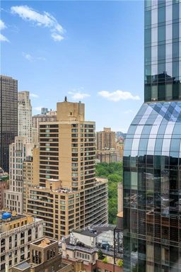 Image 1 of 21 for 146 W 57th Street #37A in Manhattan, New York, NY, 10019