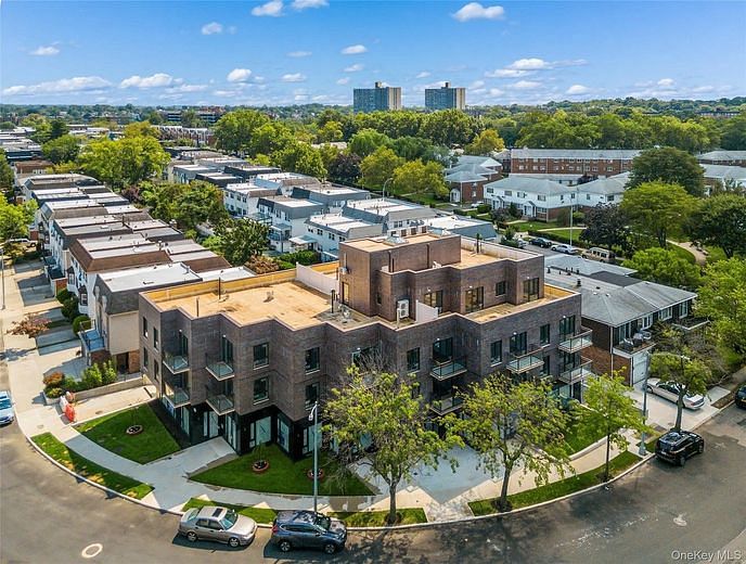 214-10 15 Avenue #3D & Parki