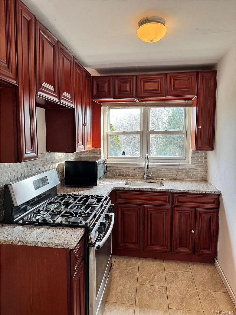 214 Hillside Avenue #27A