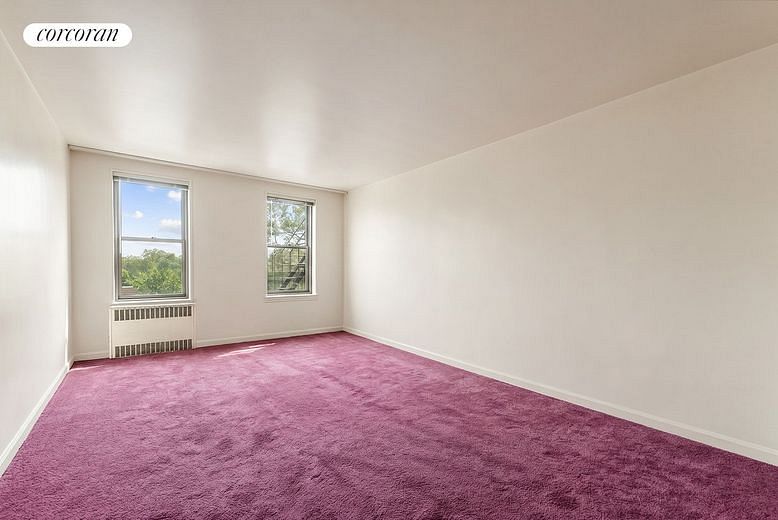 2140 Knapp Street #4H