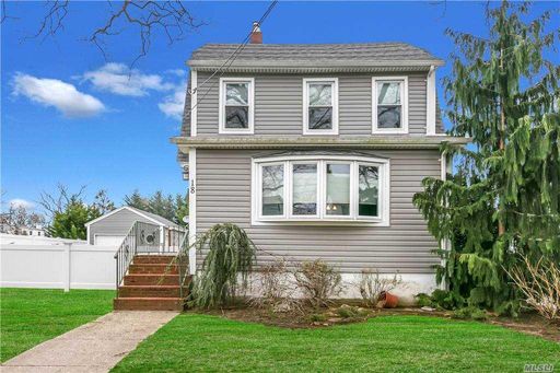 Image 1 of 29 for 18 Devon Street in Long Island, Lynbrook, NY, 11563