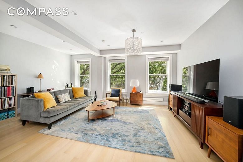 215 Lafayette Avenue #C