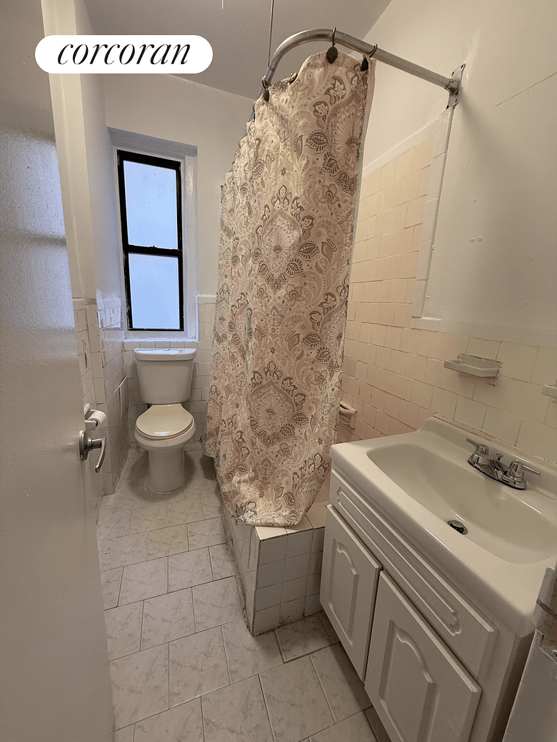 2156 Cruger Avenue #3B