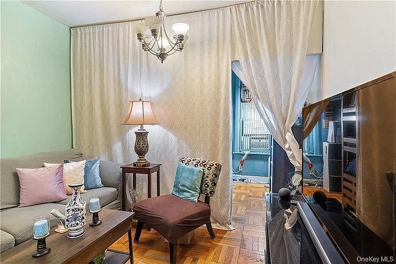 2156 Cruger Avenue #LL