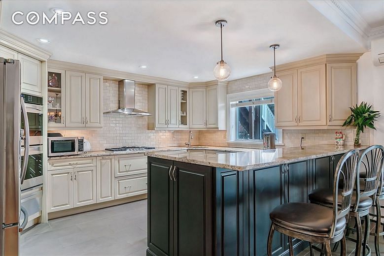 2156 Gerritsen Avenue