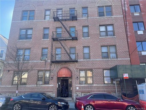 Image 1 of 9 for 724 E 216th Street #5C in Bronx, NY, 10467
