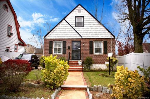 Image 1 of 13 for 216 133rd Avenue in Queens, Laurelton, NY, 11413