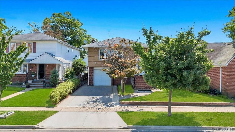 216 Earle Avenue