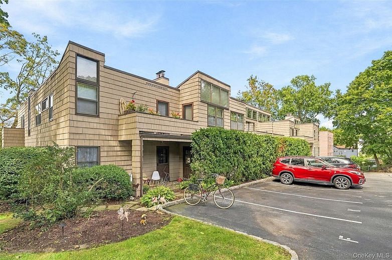 216 Purchase Street #F