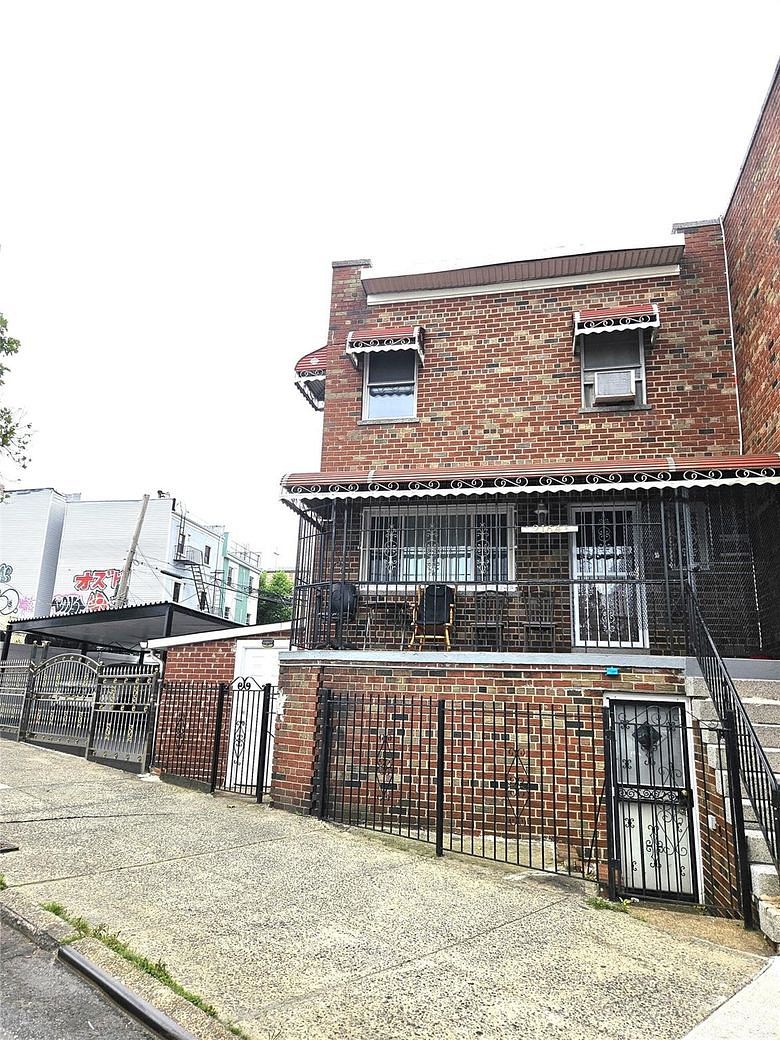 2164 Cross Bronx Expressway