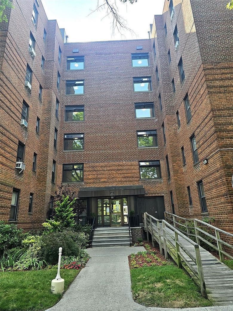 2165 Brigham Street #3F