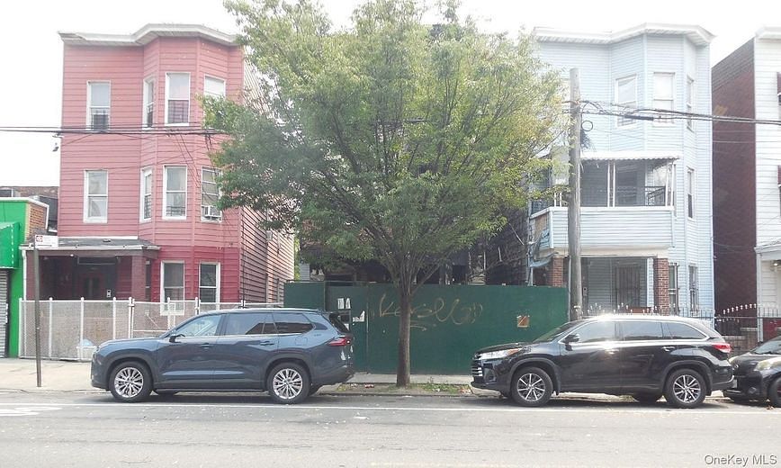 2166 Crotona Avenue