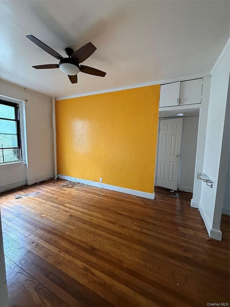 2167 33rd Street #3H