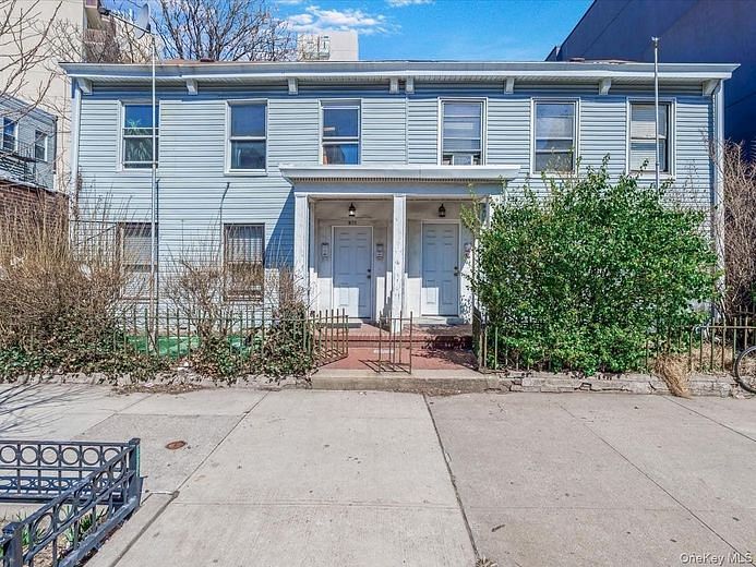 217-219 Devoe Street