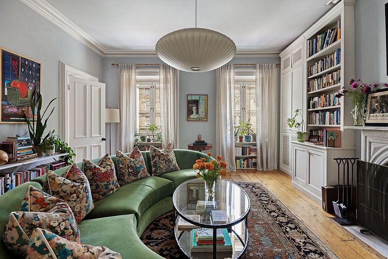 217 2nd Avenue #4