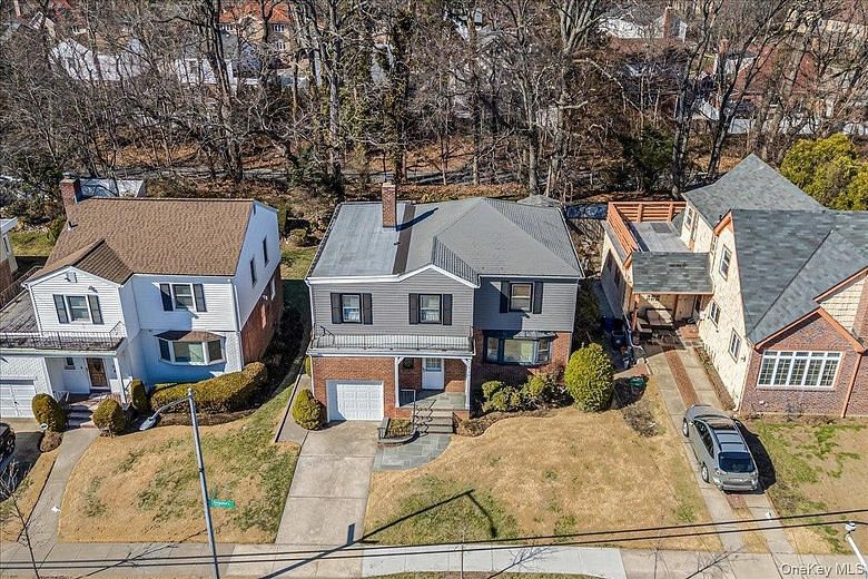 217-53 Kingsbury Avenue