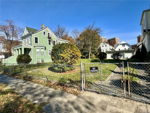Image 1 of 10 for 217 S 10th Avenue in Westchester, Mount Vernon, NY, 10550