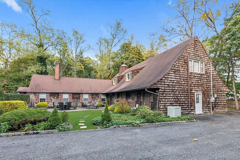 2177 Cedar Swamp Road