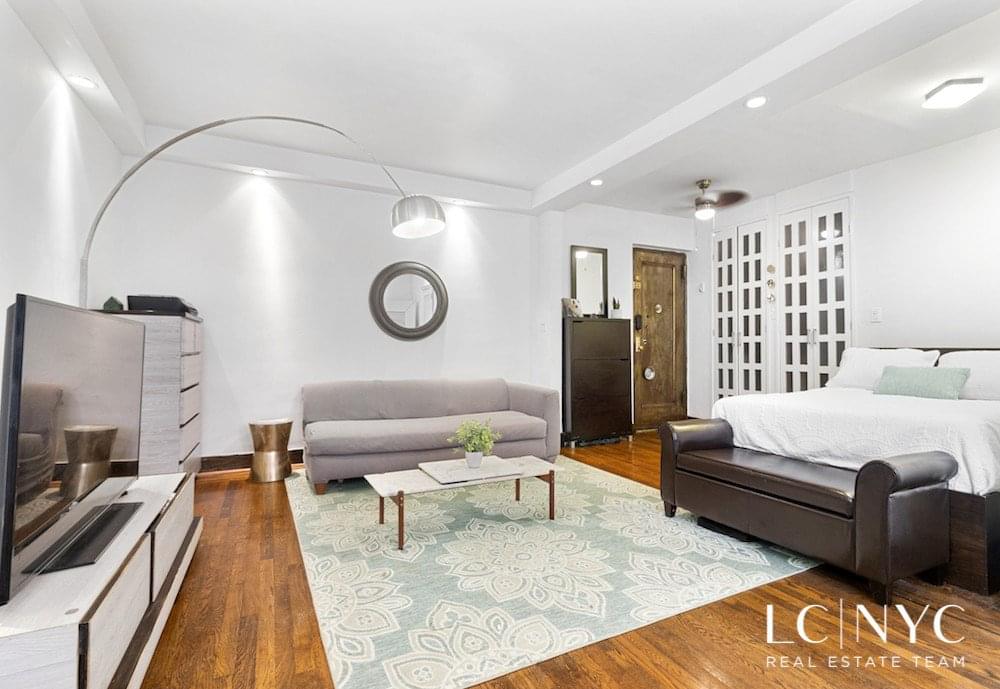 166 West 22nd Street #5D in Manhattan, New York, NY 10011