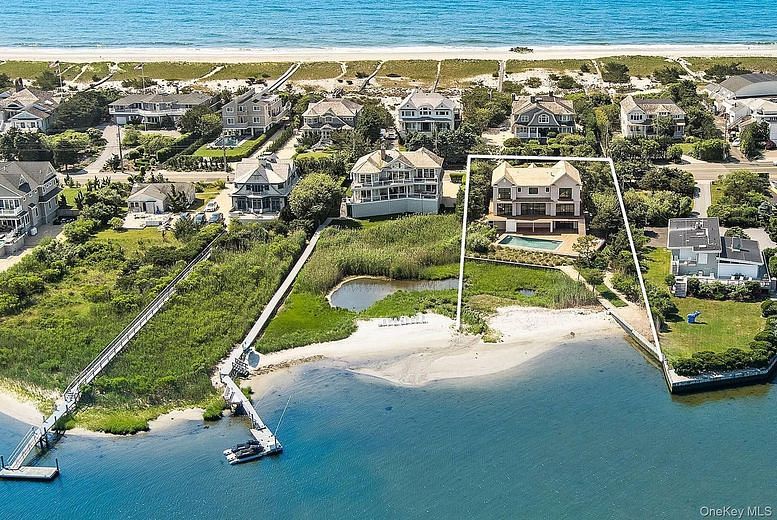 218 Dune Road