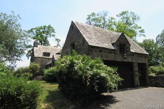 Image 1 of 23 for 202 Hickory Grove Drive E in Westchester, Larchmont, NY, 10538