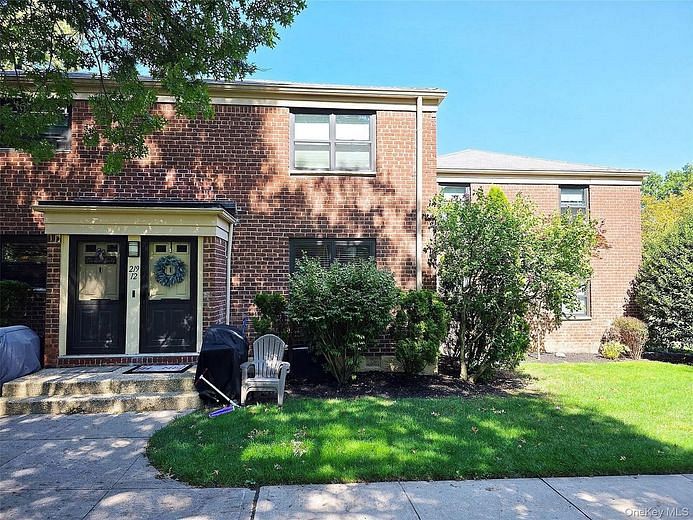 219-12 75th Avenue #Lower