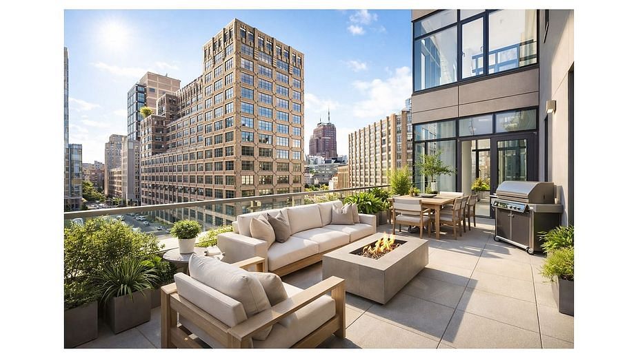 219 Hudson Street #6D