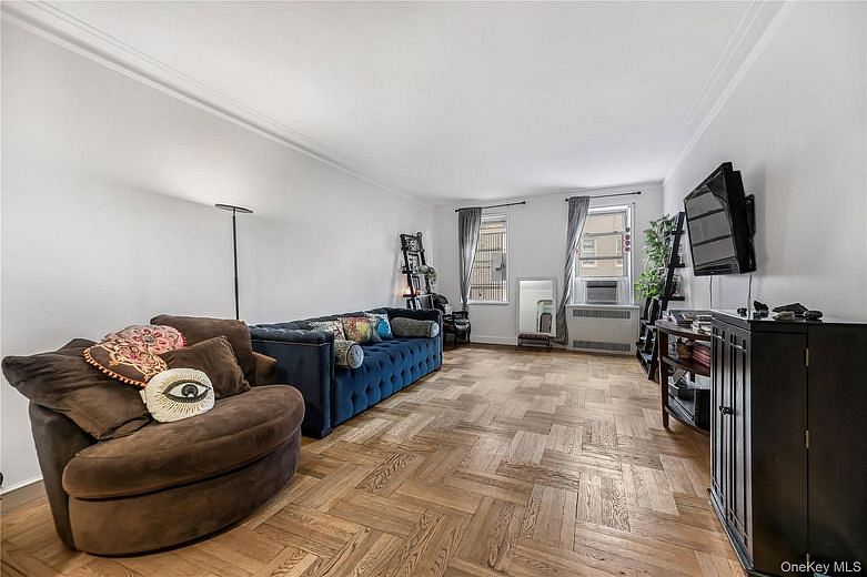 2190 Boston Road #4G