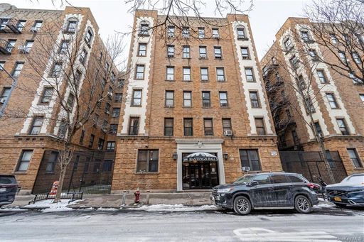 Image 1 of 24 for 2199 Holland Avenue #4M in Bronx, Out Of Area Town, NY, 10462