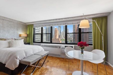 Image 1 of 9 for 235 East 57th Street #17A in Manhattan, New York, NY, 10022