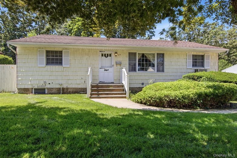 22 Berry Lane