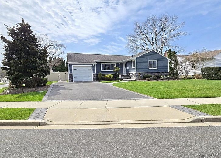 22 Clifford Drive