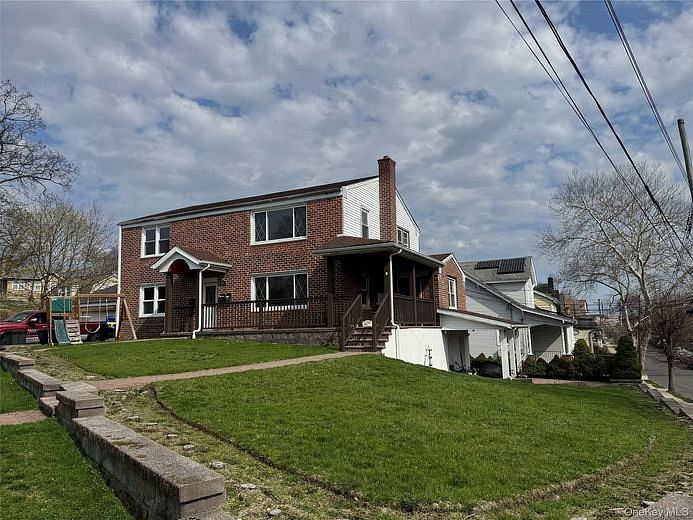 22 Cowles Aka 2 Catskill Avenue