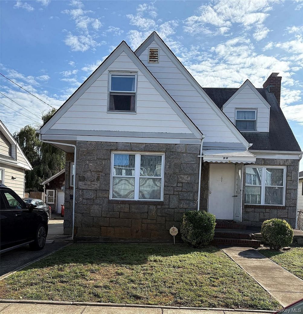 22 E Maple Street #2