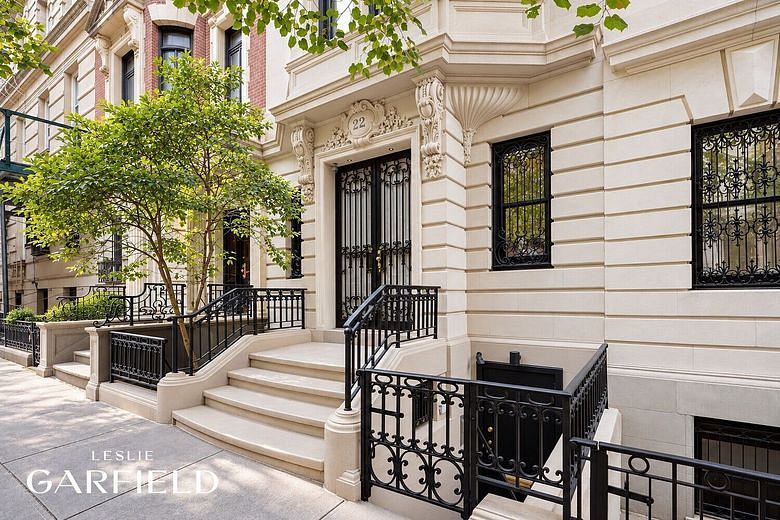 22 East 94th Street