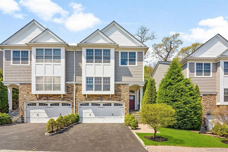 22 Hidden Ridge Court