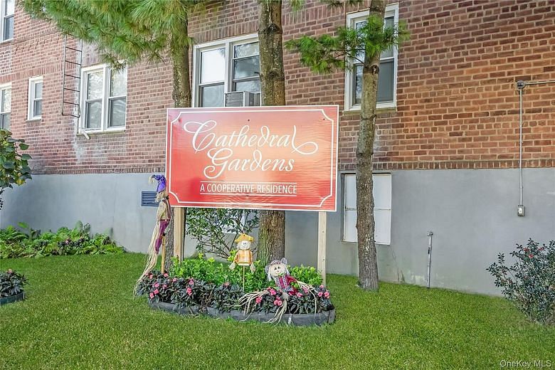 22 Mulford Place #2D