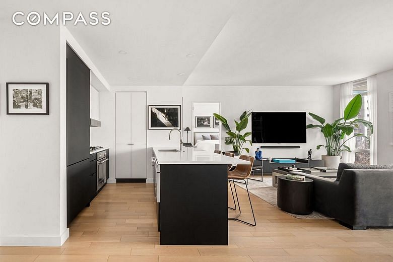 22 North 6th Street #4S