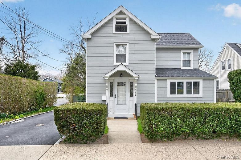22 Perry Avenue